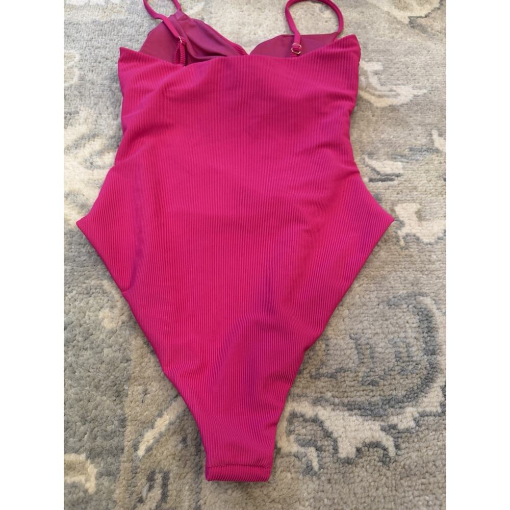 Beach Riot Annalisa Textured One-Piece Swimsuit Beach Riot Raspberry - Picture 15 of 16